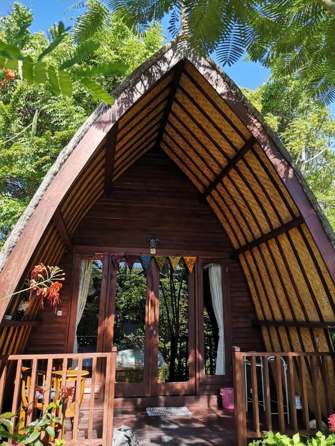 غيلي مينو Meno Madia Bungalows المظهر الخارجي الصورة