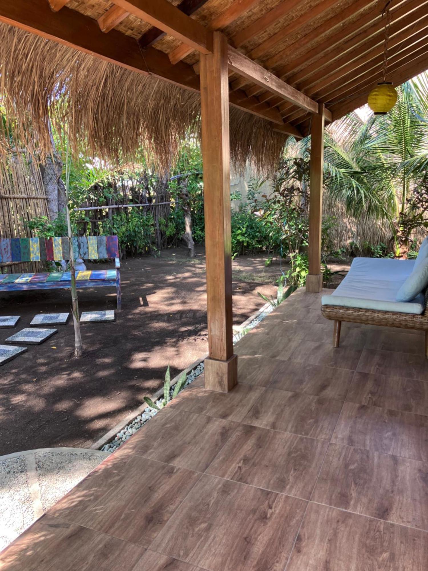 غيلي مينو Meno Madia Bungalows المظهر الخارجي الصورة