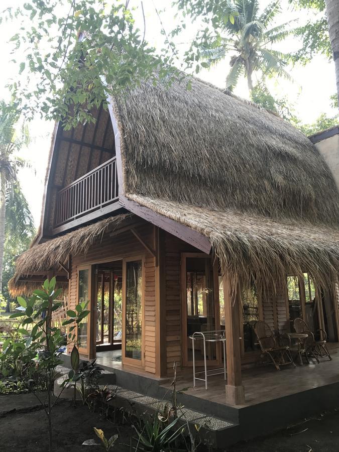 غيلي مينو Meno Madia Bungalows المظهر الخارجي الصورة