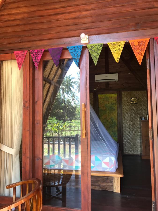 غيلي مينو Meno Madia Bungalows المظهر الخارجي الصورة