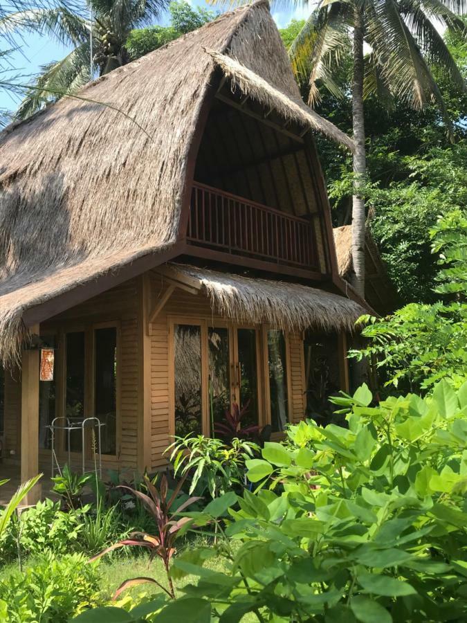 غيلي مينو Meno Madia Bungalows المظهر الخارجي الصورة